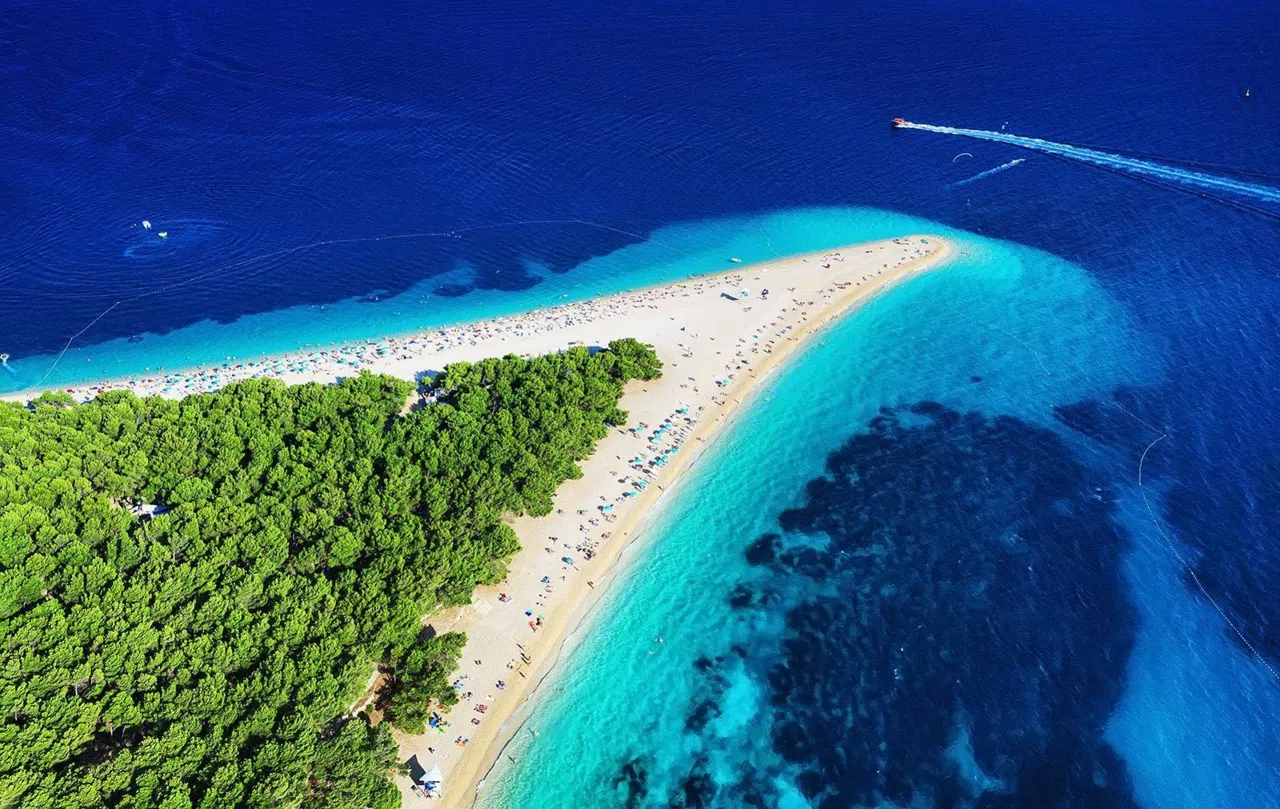 Så gör du Zlatni Rat-stranden som dagsutflykt från Split